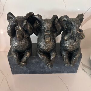 Pier 1 ELEPHANTS SIT ON BASE SEE HEAR SPEAK NO EVIL 10" x 11" SCULPTURE STATUE